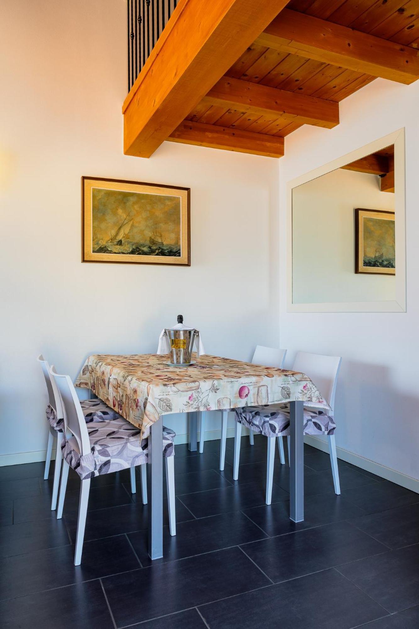 Vila Casa Fausto Vercana Exteriér fotografie